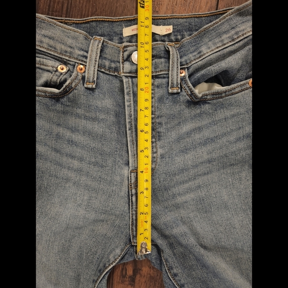 Levi's Wedgie Jeans - Picture 13 of 15